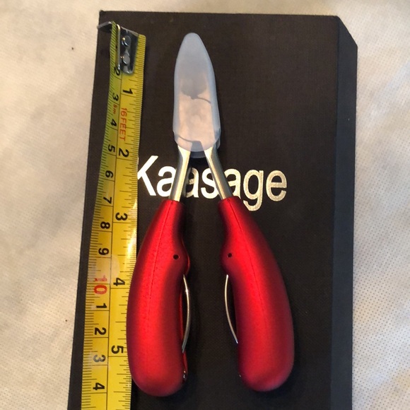 Kaasage Toe Nail Clipper with sheath & comfort grip New in Gift Box - Picture 7 of 9
